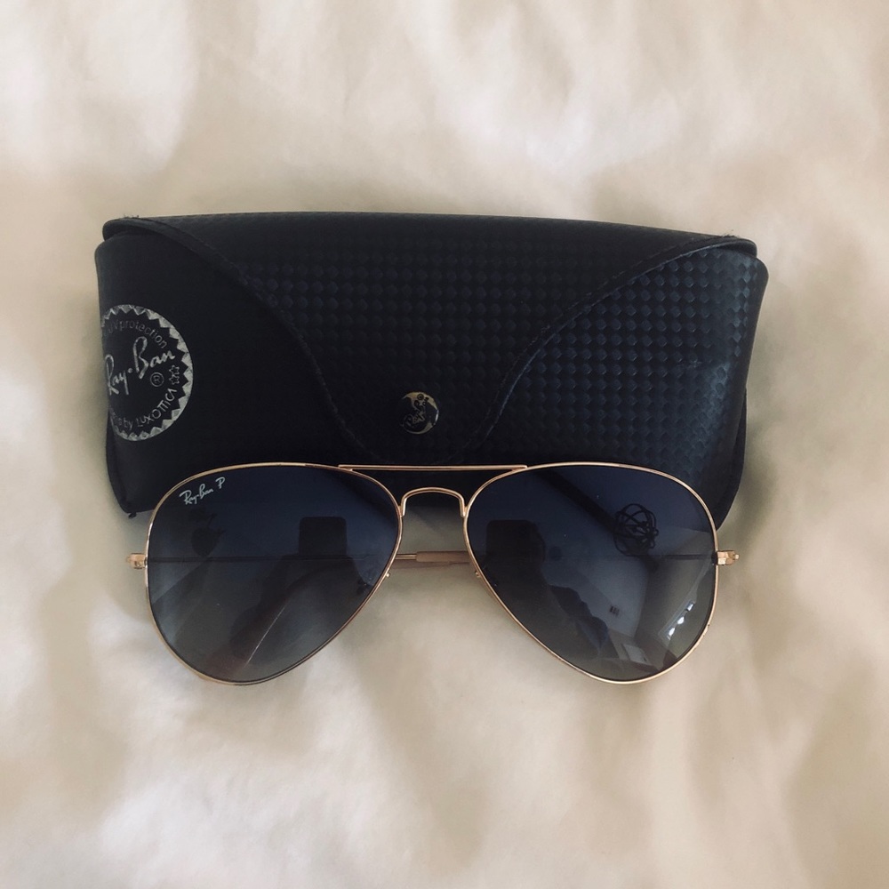 Gold Ray-Ban Aviators